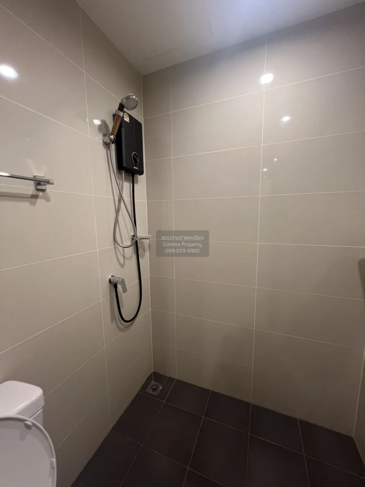 เช่าคอนโด  เอ สเปซ เมกา บางพลีน้อย บางพลี สมุทรปราการ CX-110121