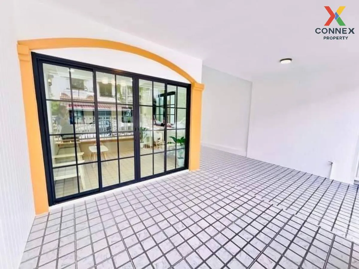 ขายทาวน์เฮ้าส์/ทาวน์โฮม  บ้านมนรดา 2 รีโนเวทใหม่ บางบัวทอง บางบัว 3