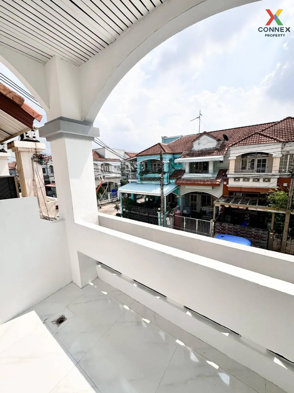 For Sale Townhouse/Townhome  , Nanthana Garden Rangsit , newly re
