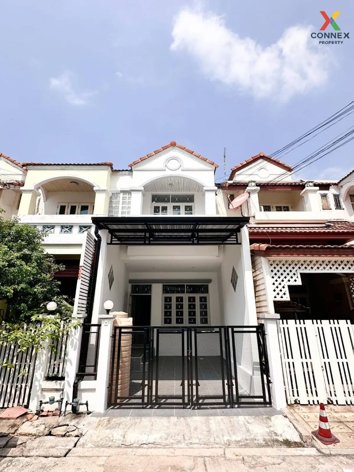 For Sale Townhouse/Townhome  , Nanthana Garden Rangsit , newly re 1
