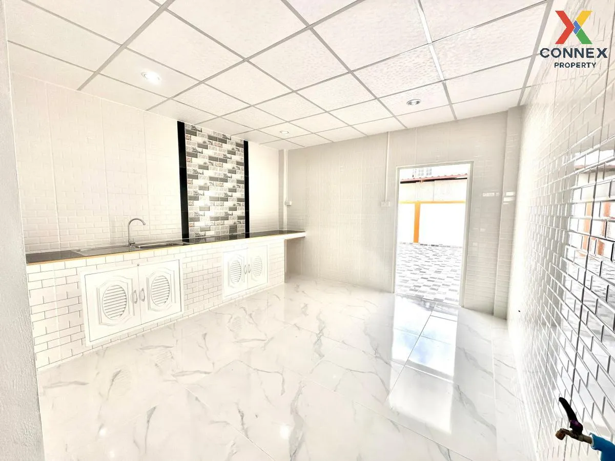 For Sale Townhouse/Townhome  , Ban Wang Thong Phetkasem 77 , newl 4