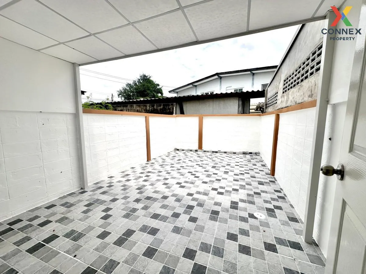 For Sale Townhouse/Townhome  , Ban Wang Thong Phetkasem 77 , newl