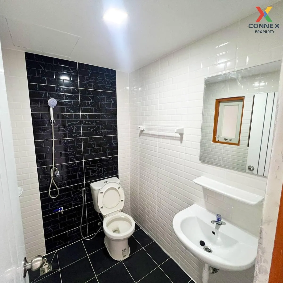 ขายทาวน์เฮ้าส์/ทาวน์โฮม  บ้านพฤกษา บี รังสิต - คลอง 3 รีโนเวทใหม่