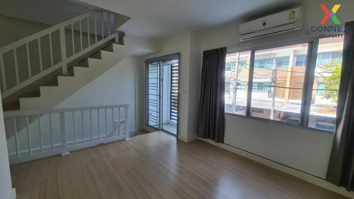 For Sale Townhouse/Townhome  , Town Plus Kaset - Nawamin , corner For Sale Townhouse/Townhome  , Town Plus Kaset - Nawamin , corner