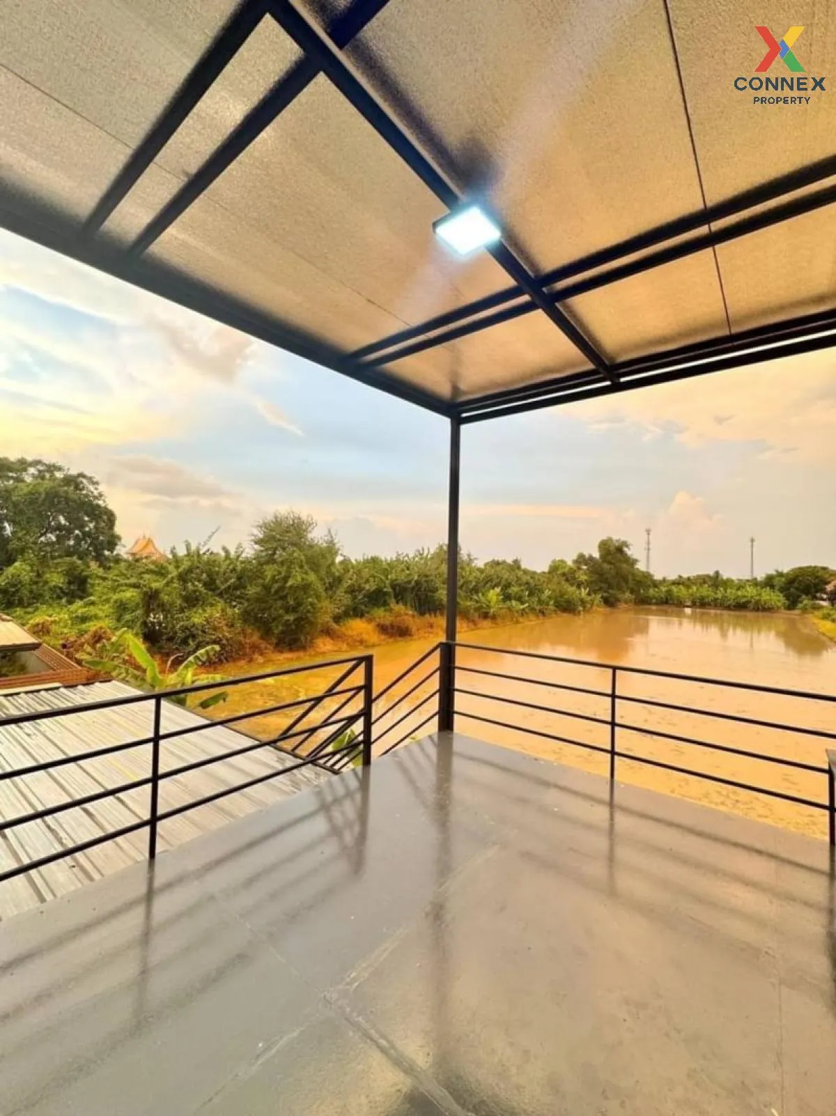 ขายทาวน์เฮ้าส์/ทาวน์โฮม  พฤกษา 3 ซ.วัดลาดปลาดุก ห้องมุม รีโนเวทให 4