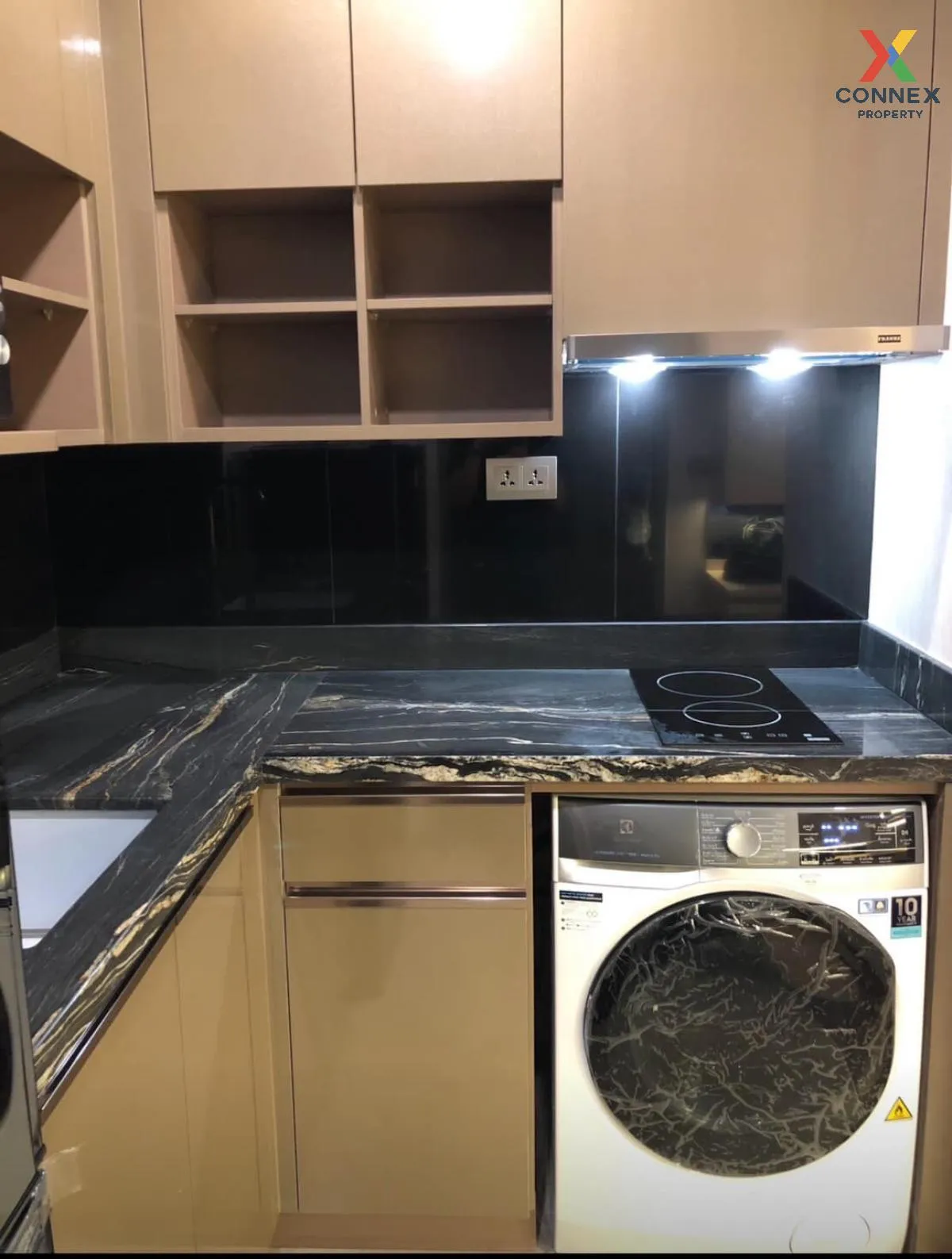 เช่าคอนโด  ไอดีโอ คิว วิคตอรี BTS-อนุสาวรีย์ชัยสมรภูมิ ถนนพญาไท เ