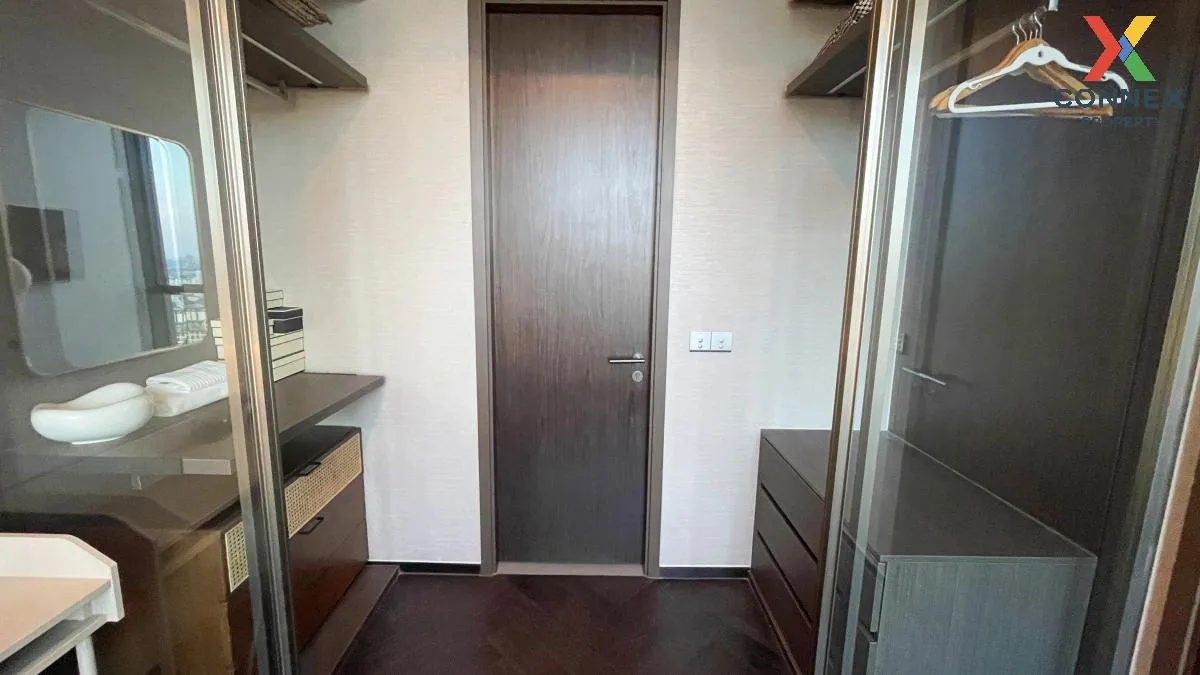 เช่าคอนโด  ดิ เอส สุขุมวิท 36 BTS-ทองหล่อ พระโขนง เขต คลองเตย กรุ