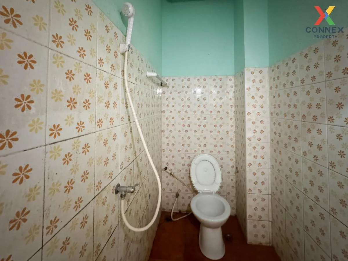 For Sale Shophouse, Soi Petchkasem 42, Intersection 1, Bang Chak 