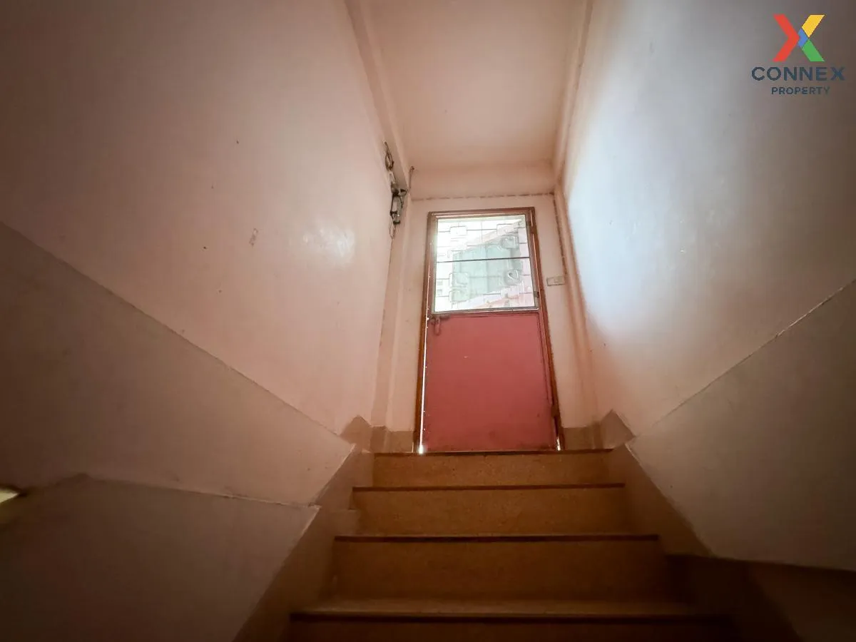 For Sale Shophouse, Soi Petchkasem 42, Intersection 1, Bang Chak 