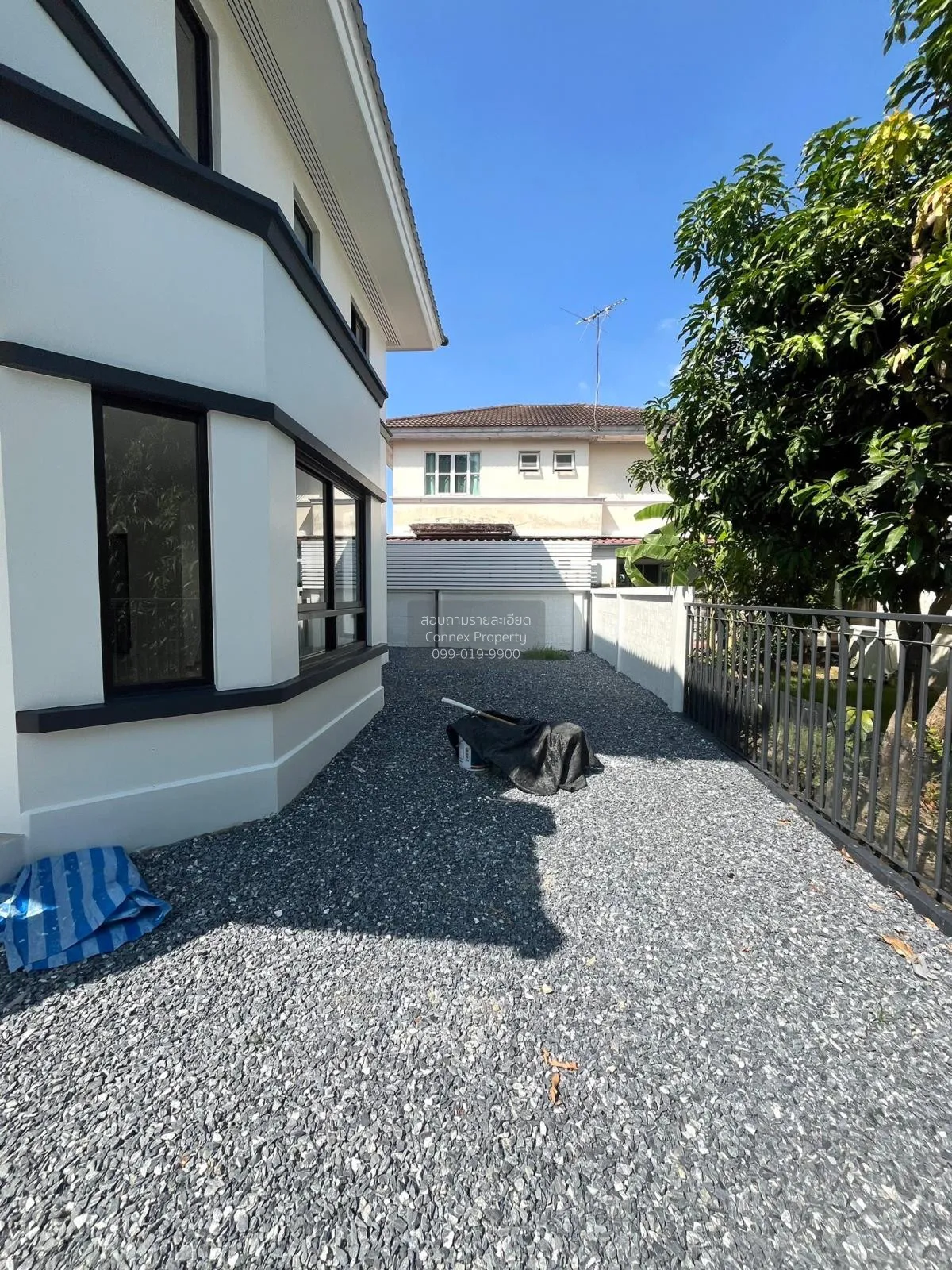 ขายบ้าน  ชัยพฤกษ์ ซอยวัดลาดปลาดุก หน้ากว้าง รีโนเวทใหม่ MRT-คลองบ