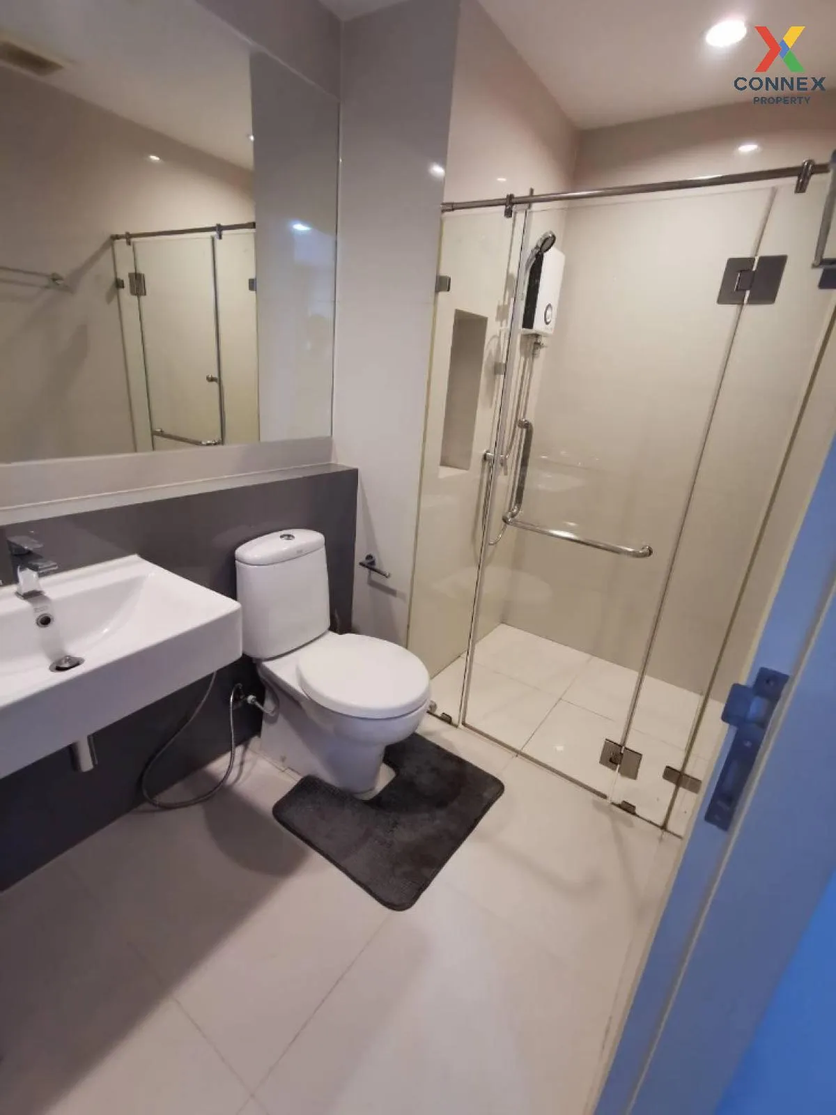 For Rent Condo , Zelle Rattanathibet , MRT-Phra Nang Klao Bridge  For Rent Condo , Zelle Rattanathibet , MRT-Phra Nang Klao Bridge