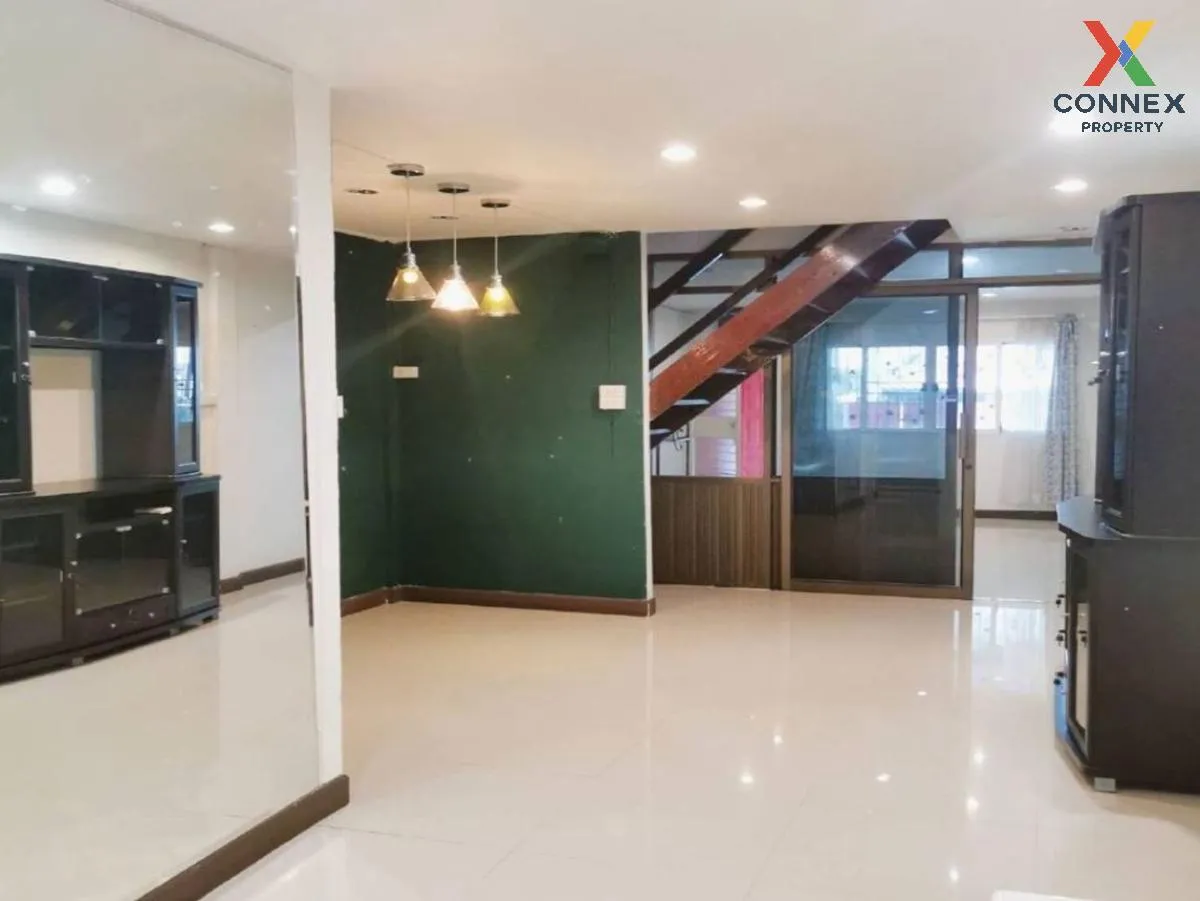 ขายทาวน์เฮ้าส์/ทาวน์โฮม  บ้านลานทอง บางพูด ปากเกร็ด กรุงเทพ CX-11 3