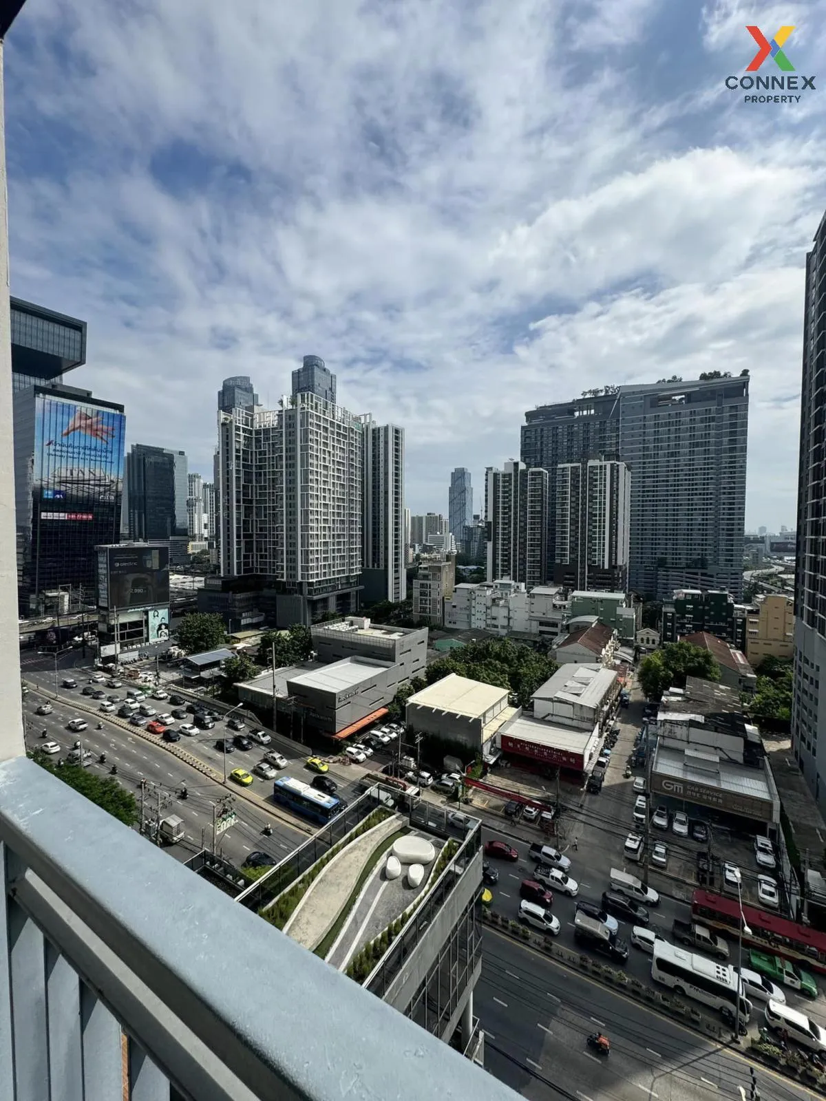 เช่าคอนโด  ริทึ่ม อโศก MRT-พระราม 9 มักกะสัน เขต ราชเทวี กรุงเทพ 