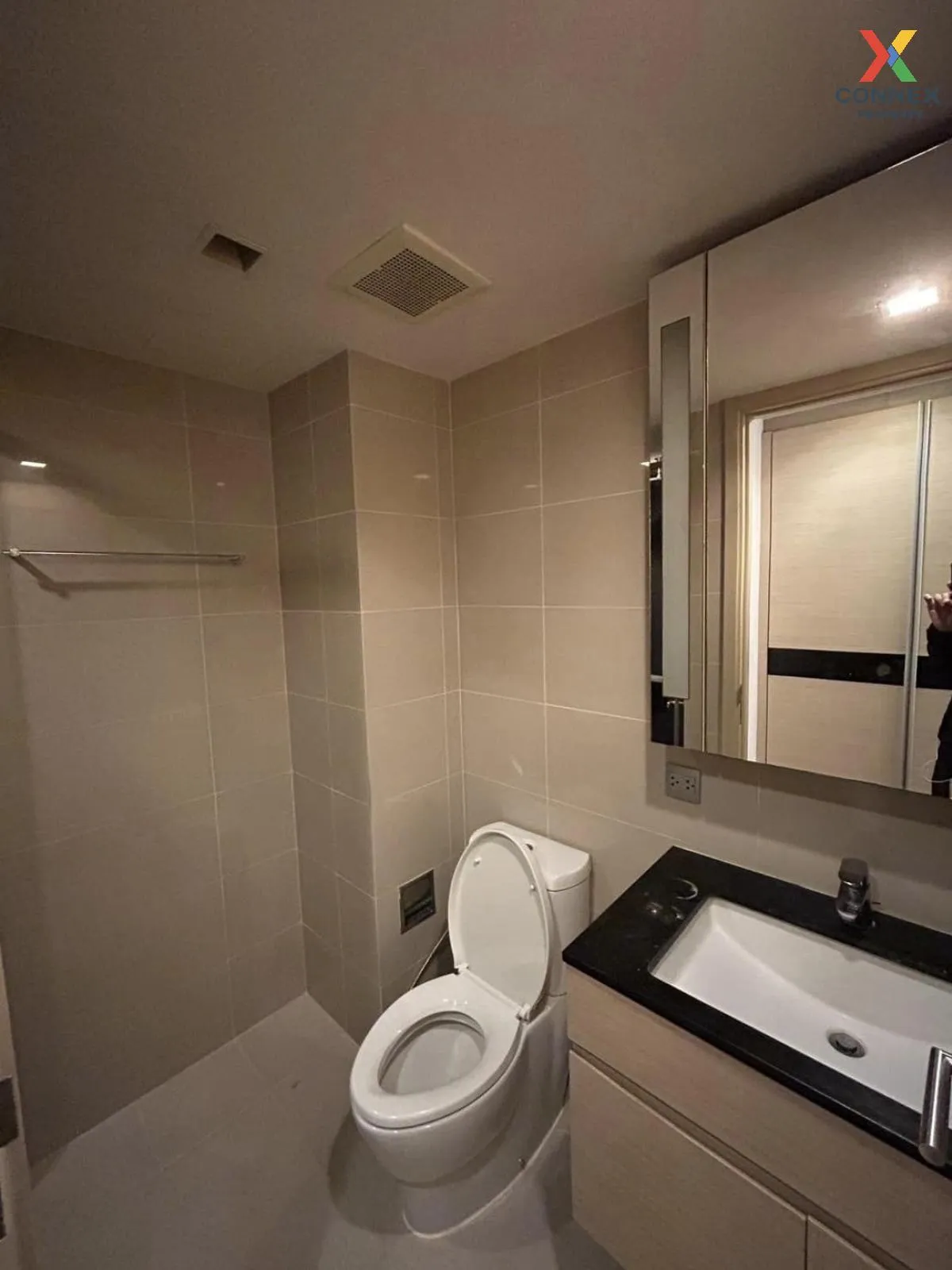 For Rent Condo , Via Botani , BTS-Phrom Phong , Khlong Toei Nuea 