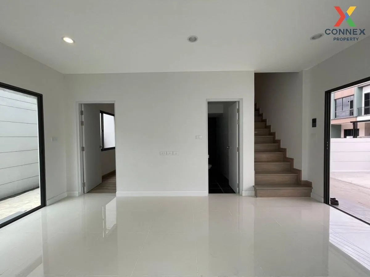 ขายทาวน์เฮ้าส์/ทาวน์โฮม  เวิร์ฟ สายไหม - พหลโยธิน ห้องมุม ออเงิน 