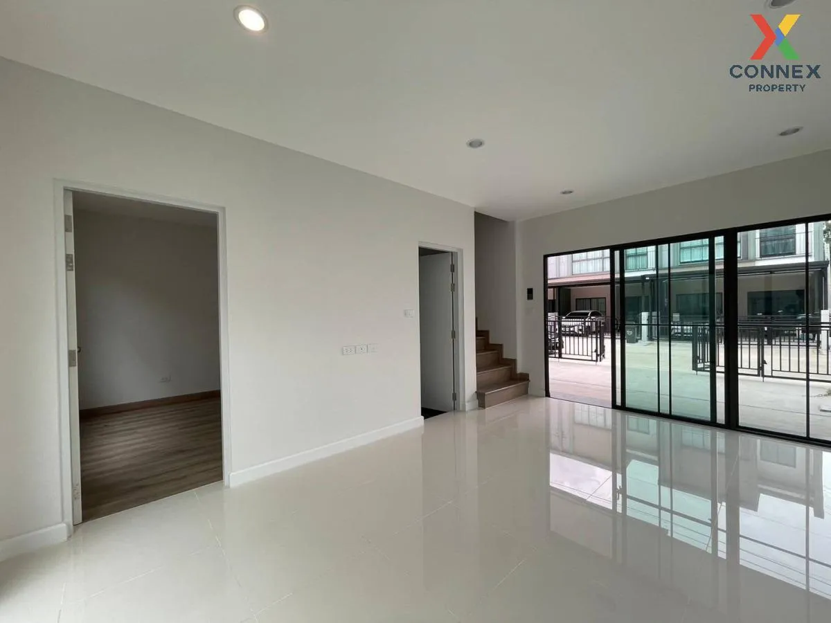 ขายทาวน์เฮ้าส์/ทาวน์โฮม  เวิร์ฟ สายไหม - พหลโยธิน ห้องมุม ออเงิน 