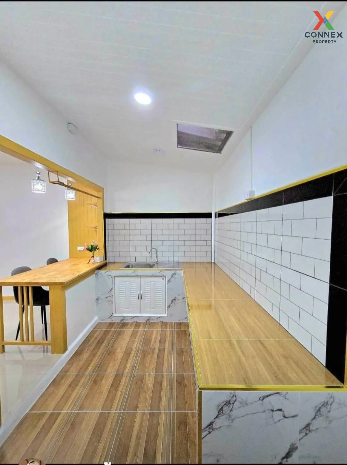 ขายทาวน์เฮ้าส์/ทาวน์โฮม  บ้านปิยวรารมย์ 3 รีโนเวทใหม่ ไทรน้อย ไทร