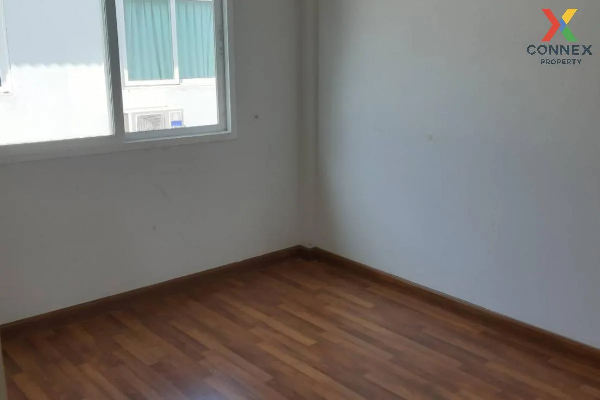 For Sale Townhouse/Townhome  , Novo Ville Wongwaen-Lumlukka-Klong 2