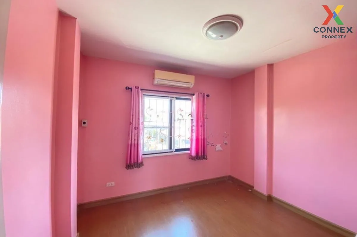 For Rent Townhouse/Townhome  , I-Design, Lam Luk Ka, Khlong 3 , L