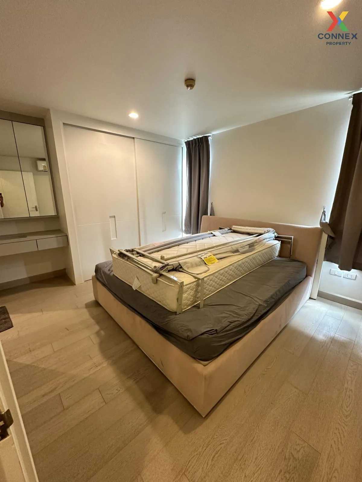 For Sale Condo , The Bangkok Sathorn - Taksin , BTS-Krung Thon Bu