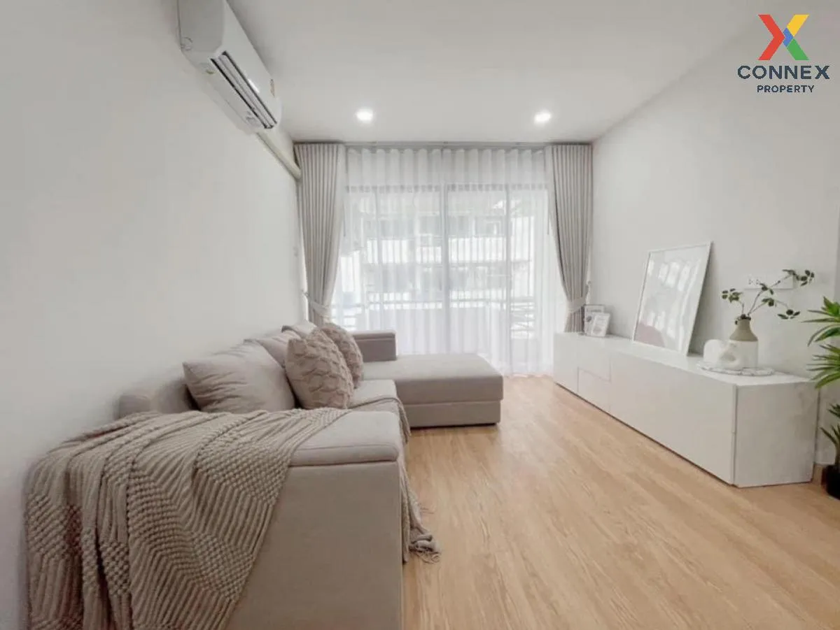 For Sale Condo , Eastwood Park , Duplex , Penthouse , Suan Luang  For Sale Condo , Eastwood Park , Duplex , Penthouse , Suan Luang  1