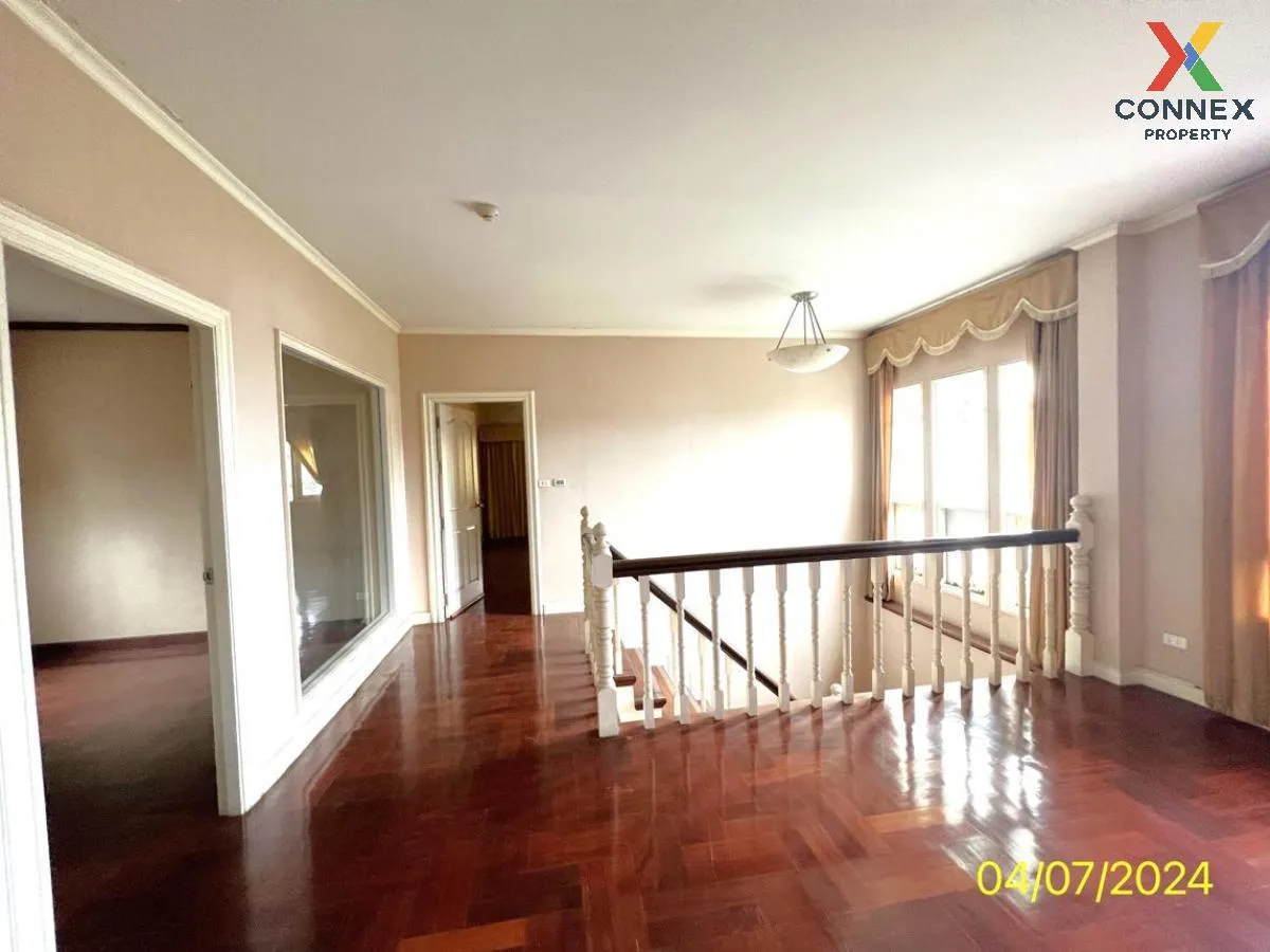 For Sale House , Maneeya Masterpiece Rattanathibet , MRT-Sai Ma ,