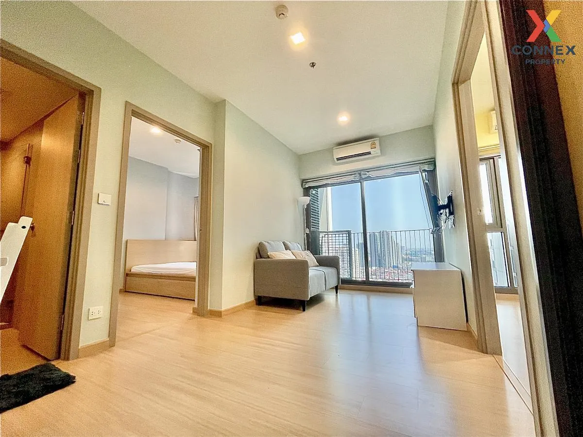 For Rent Condo , Whizdom Connect Sukhumvit , high floor , newly r