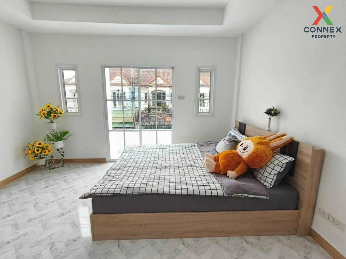 For Sale Townhouse/Townhome  , K.C. Ramindra 1 , newly renovated  For Sale Townhouse/Townhome  , K.C. Ramindra 1 , newly renovated