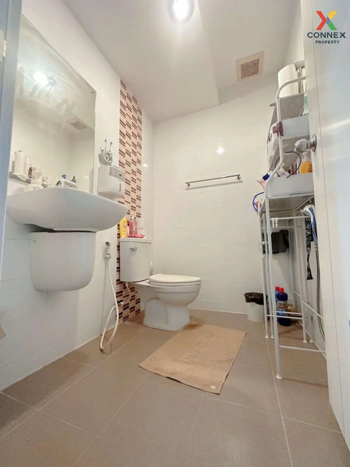 For Sale Townhouse/Townhome  , The Trust Town Wongwaen - Lamlukka For Sale Townhouse/Townhome  , The Trust Town Wongwaen - Lamlukka