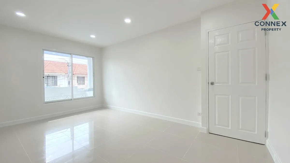 ขายทาวน์เฮ้าส์/ทาวน์โฮม  บ้านบัวทอง 4 บ้านกล้วย-ไทรน้อย รีโนเวทให