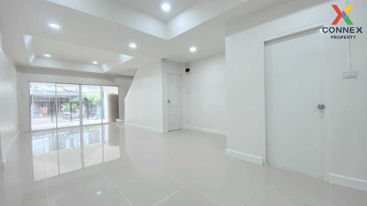 ขายทาวน์เฮ้าส์/ทาวน์โฮม  บ้านบัวทอง 4 บ้านกล้วย-ไทรน้อย รีโนเวทให