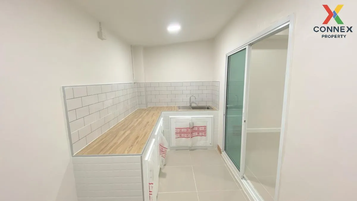 ขายทาวน์เฮ้าส์/ทาวน์โฮม  บ้านบัวทอง 4 บ้านกล้วย-ไทรน้อย รีโนเวทให