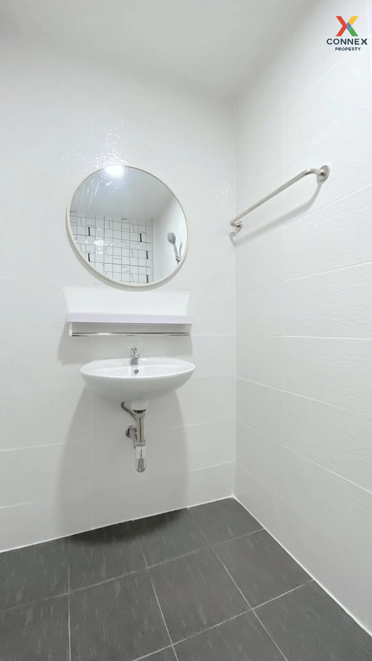 ขายทาวน์เฮ้าส์/ทาวน์โฮม  บ้านบัวทอง 4 บ้านกล้วย-ไทรน้อย รีโนเวทให