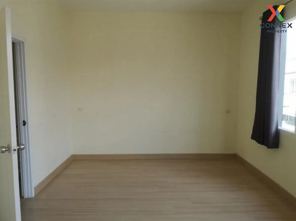 For Sale Townhouse/Townhome  , Gusto Rama 2 , corner unit , Tha K 4