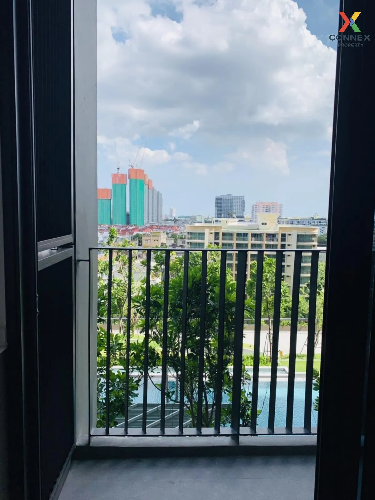 For Sale Condo , Whizdom Essence , BTS-Punnawithi , Phra Khanong 