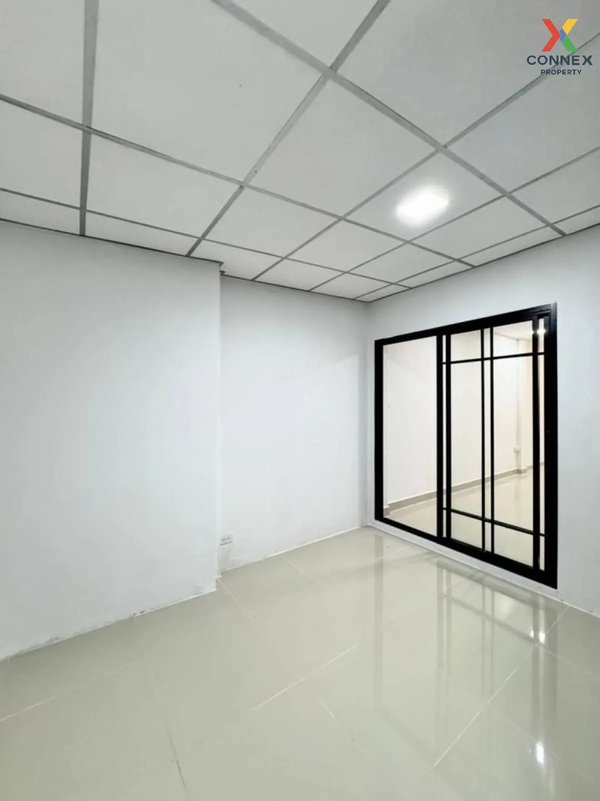 ขายทาวน์เฮ้าส์/ทาวน์โฮม  บ้านบัวทอง 4 บ้านกล้วย-ไทรน้อย รีโนเวทให