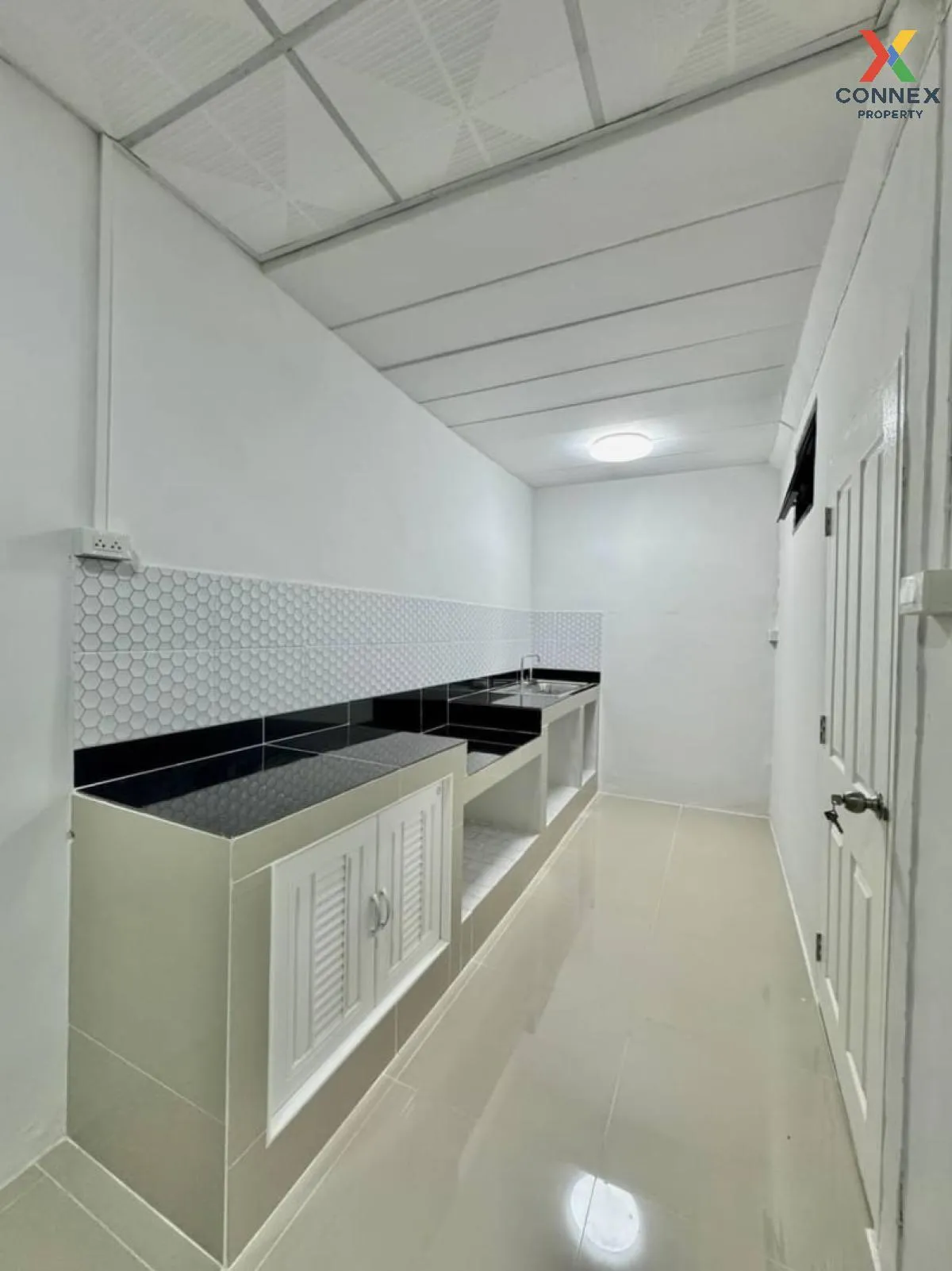 ขายทาวน์เฮ้าส์/ทาวน์โฮม  บ้านพฤกษา 3 บางบัวทอง รีโนเวทใหม่ บางคูร