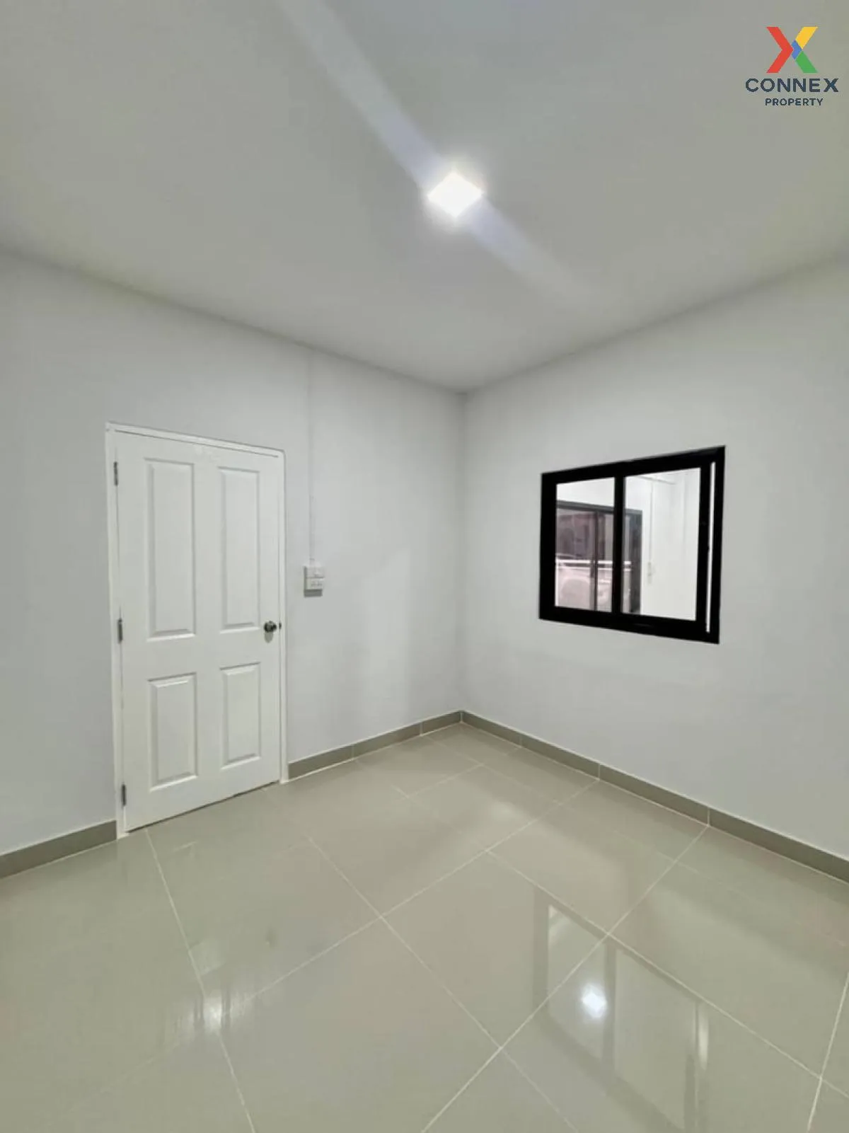 ขายทาวน์เฮ้าส์/ทาวน์โฮม  บ้านพฤกษา 3 บางบัวทอง รีโนเวทใหม่ บางคูร