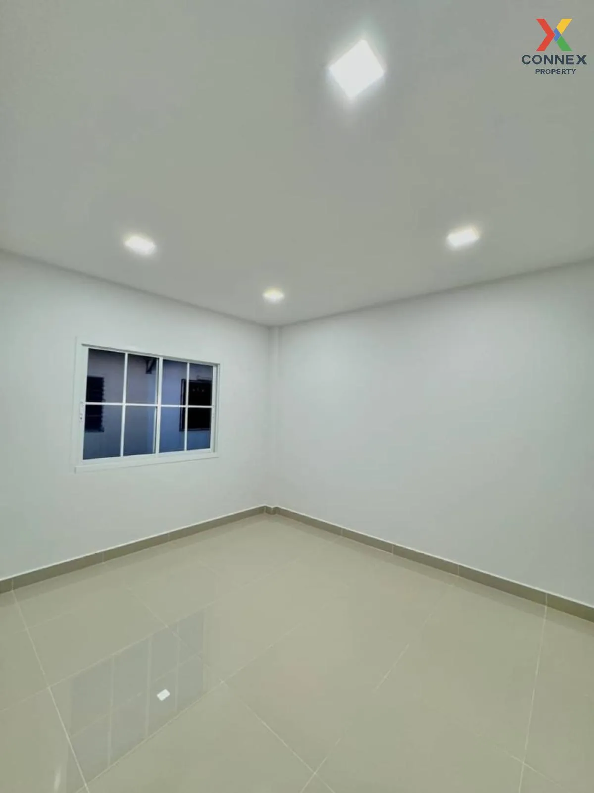 ขายทาวน์เฮ้าส์/ทาวน์โฮม  บ้านบัวทอง 4 บ้านกล้วย-ไทรน้อย รีโนเวทให