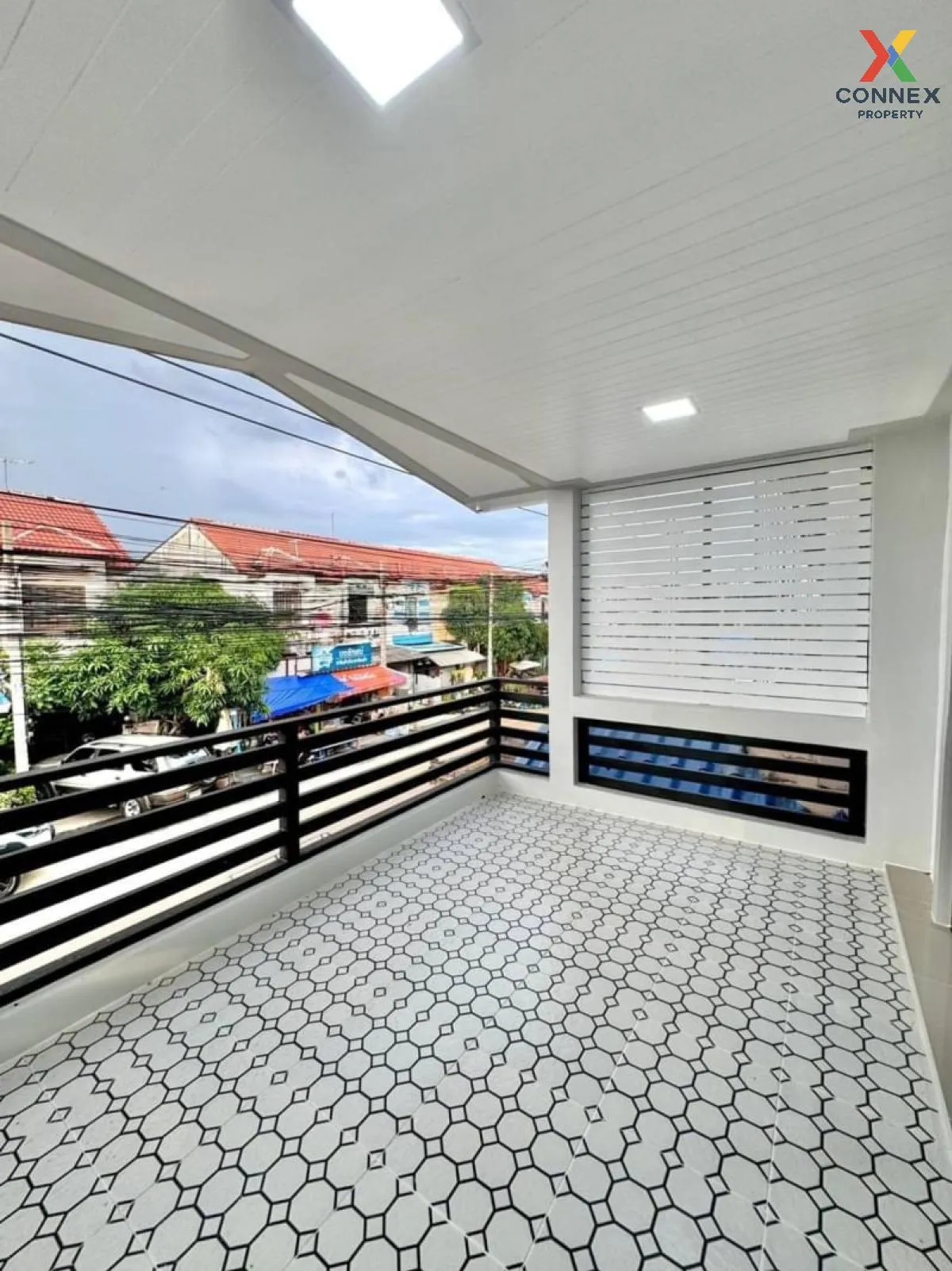 ขายทาวน์เฮ้าส์/ทาวน์โฮม  บ้านปิยวรารมย์ 3 ห้องมุม รีโนเวทใหม่ ไทร