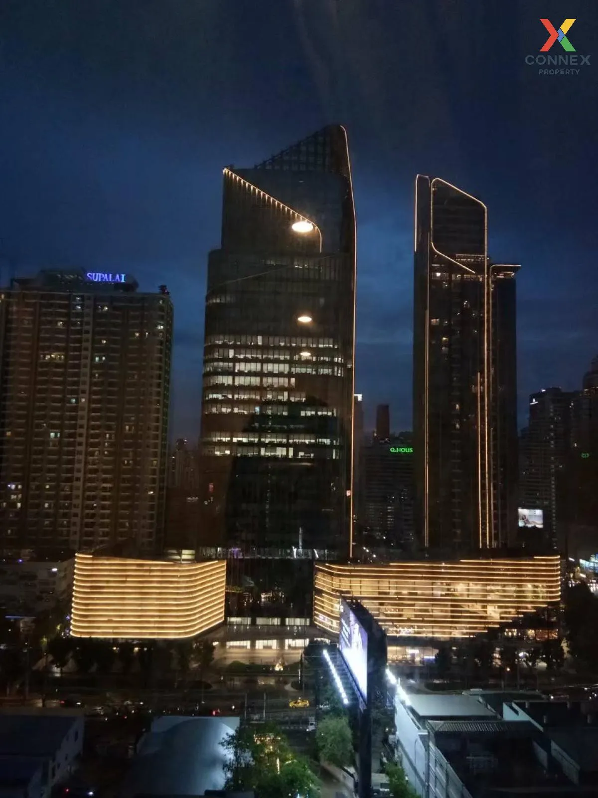 For Rent Condo , Life Asoke , MRT-Phetchaburi , Bang Kapi , Huai 