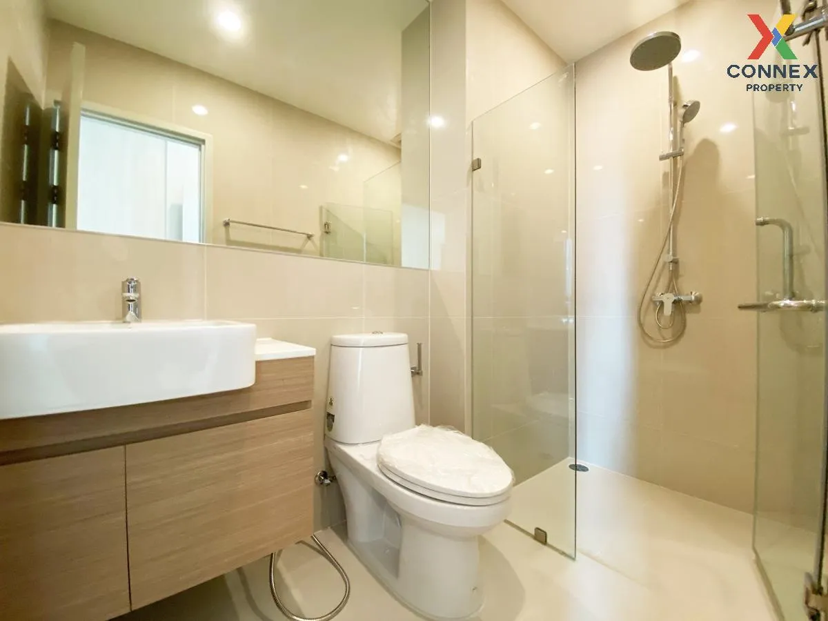 For Sale Condo , Noble Revolve Ratchada , nice view , high floor  For Sale Condo , Noble Revolve Ratchada , nice view , high floor