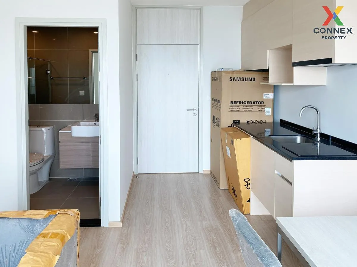 For Sale Condo , Noble Revolve Ratchada , nice view , high floor  For Sale Condo , Noble Revolve Ratchada , nice view , high floor