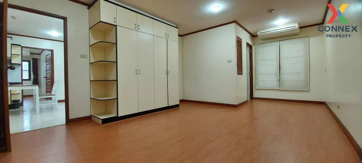 เช่าคอนโด  อารีย์ เพลส สุขุมวิท 26 BTS-พร้อมพงษ์ คลองตัน เขต คลอง