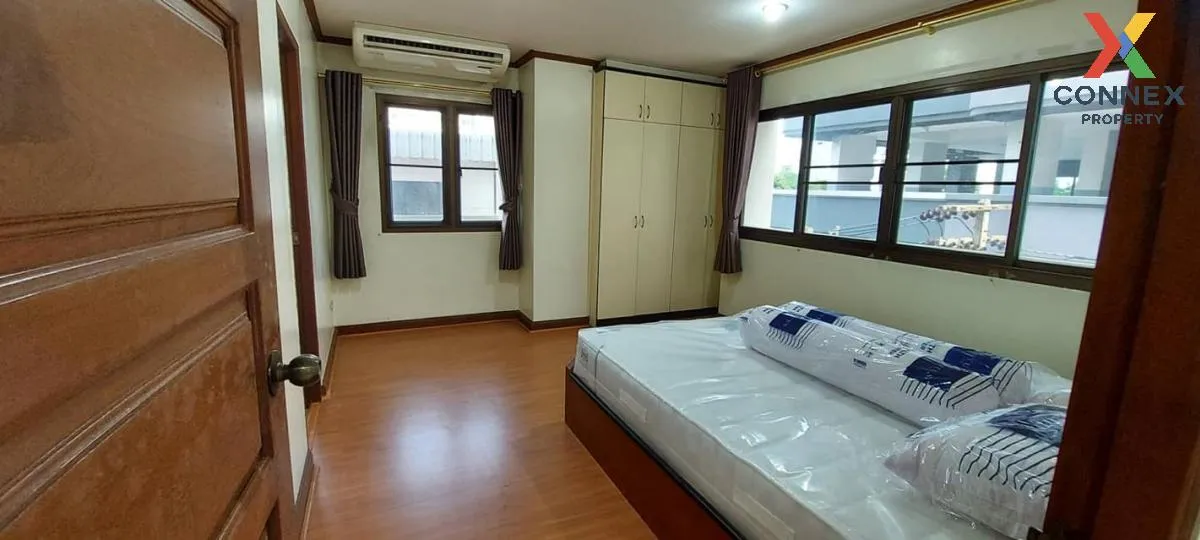 เช่าคอนโด  อารีย์ เพลส สุขุมวิท 26 BTS-พร้อมพงษ์ คลองตัน เขต คลอง