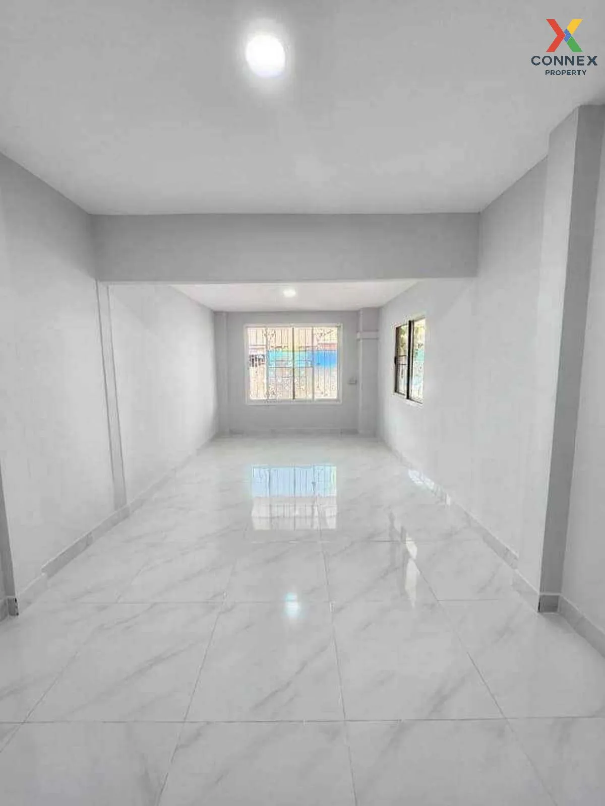 For Sale Townhouse/Townhome  , Baan Pornjira khong 7 , newly reno