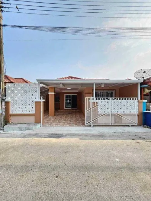 For Sale Townhouse/Townhome  , Baan Pornjira khong 7 , newly renovated , Bueng Kham Phoi , Lam Luk Ka , Pathum Thani , CX-111313