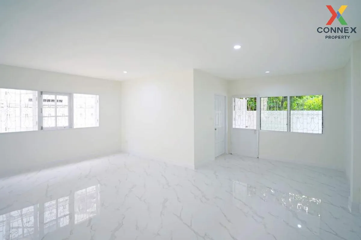 For Sale House , Wisatesuknakorn Samaedam 5 , newly renovated , S