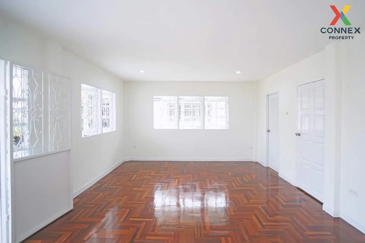 For Sale House , Wisatesuknakorn Samaedam 5 , newly renovated , S