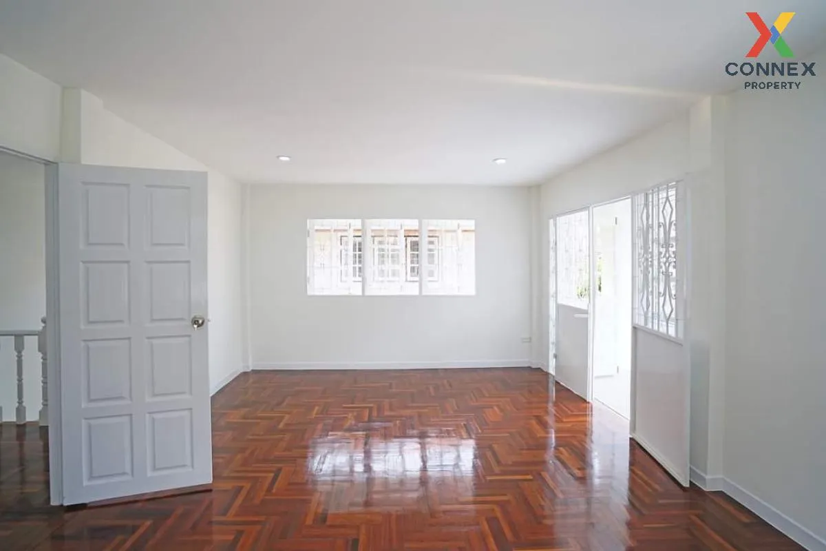 For Sale House , Wisatesuknakorn Samaedam 5 , newly renovated , S